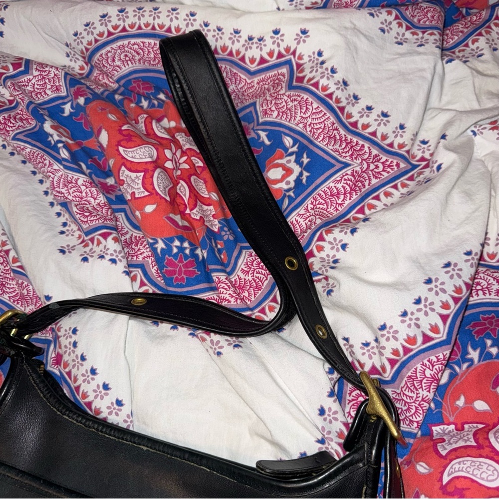 Vtg Coach Legacy Zip #9966 Black Leather Crossbody Shoulder Bag Gold Hardware - Picture 10 of 14